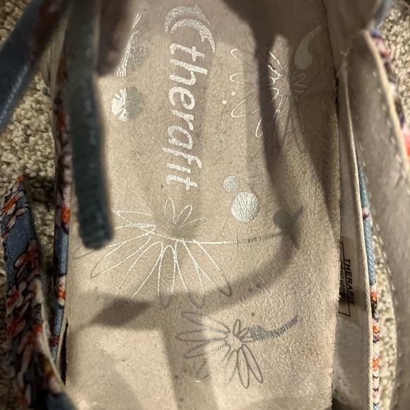 Therafit Danielle Womens Shoes US 9.5 -10 Blue Pink Floral - Picture 9 of 10